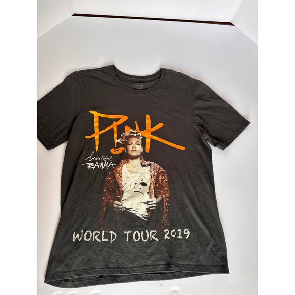 Pink Beautiful Trauma World Tour 2019 Dates Graphic T-Shirt - Picture 1 of 4